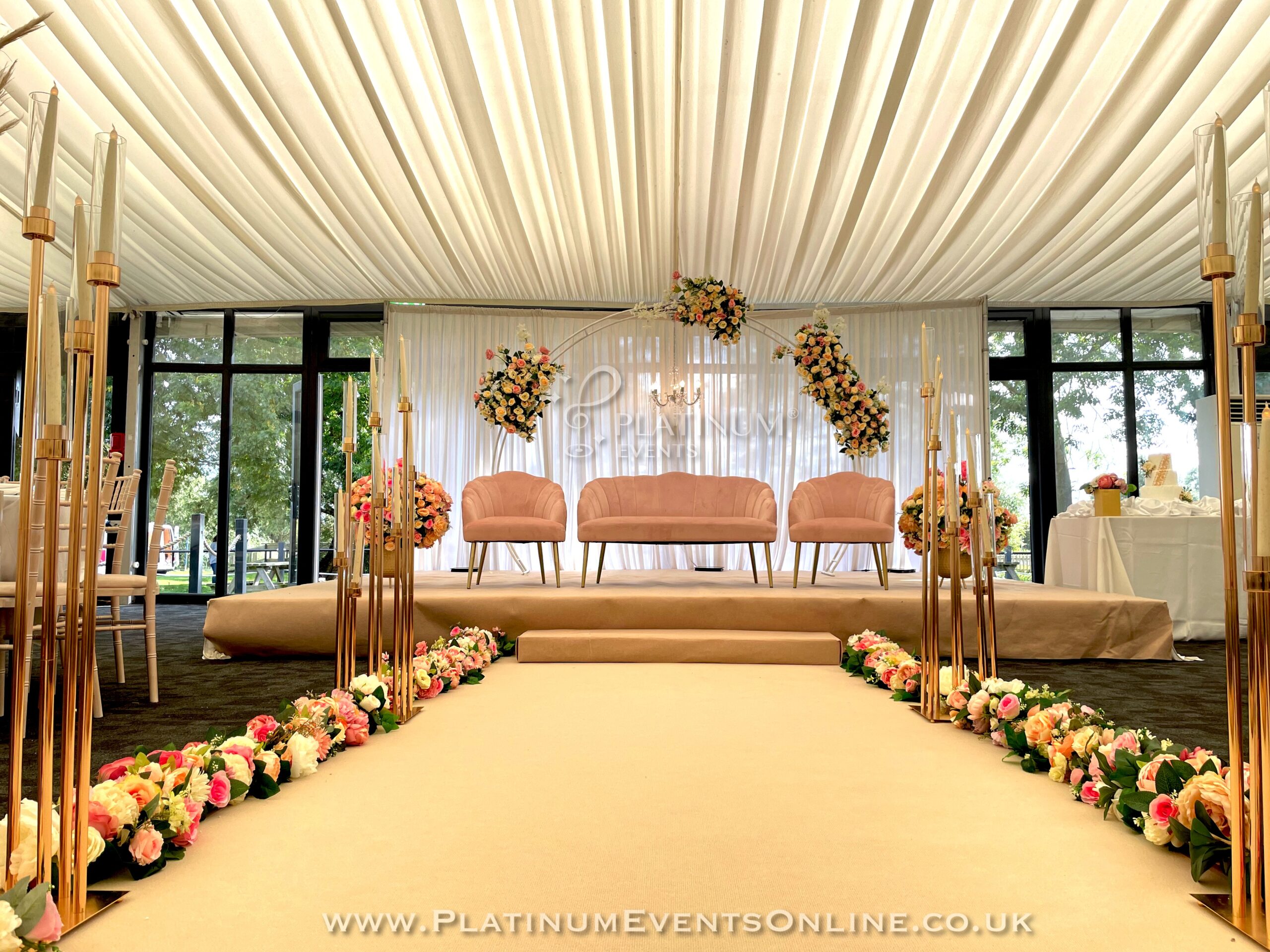 stage setup engagement – cambridge marina